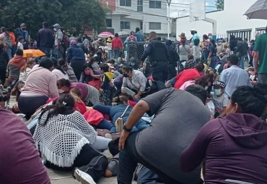 Ataque directo en fila de vacunación contra Covid19 deja 4 heridos de bala, dos son menores de edad