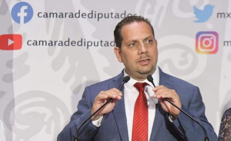 La elección interna en Morena está «colapsada»: Carvajal