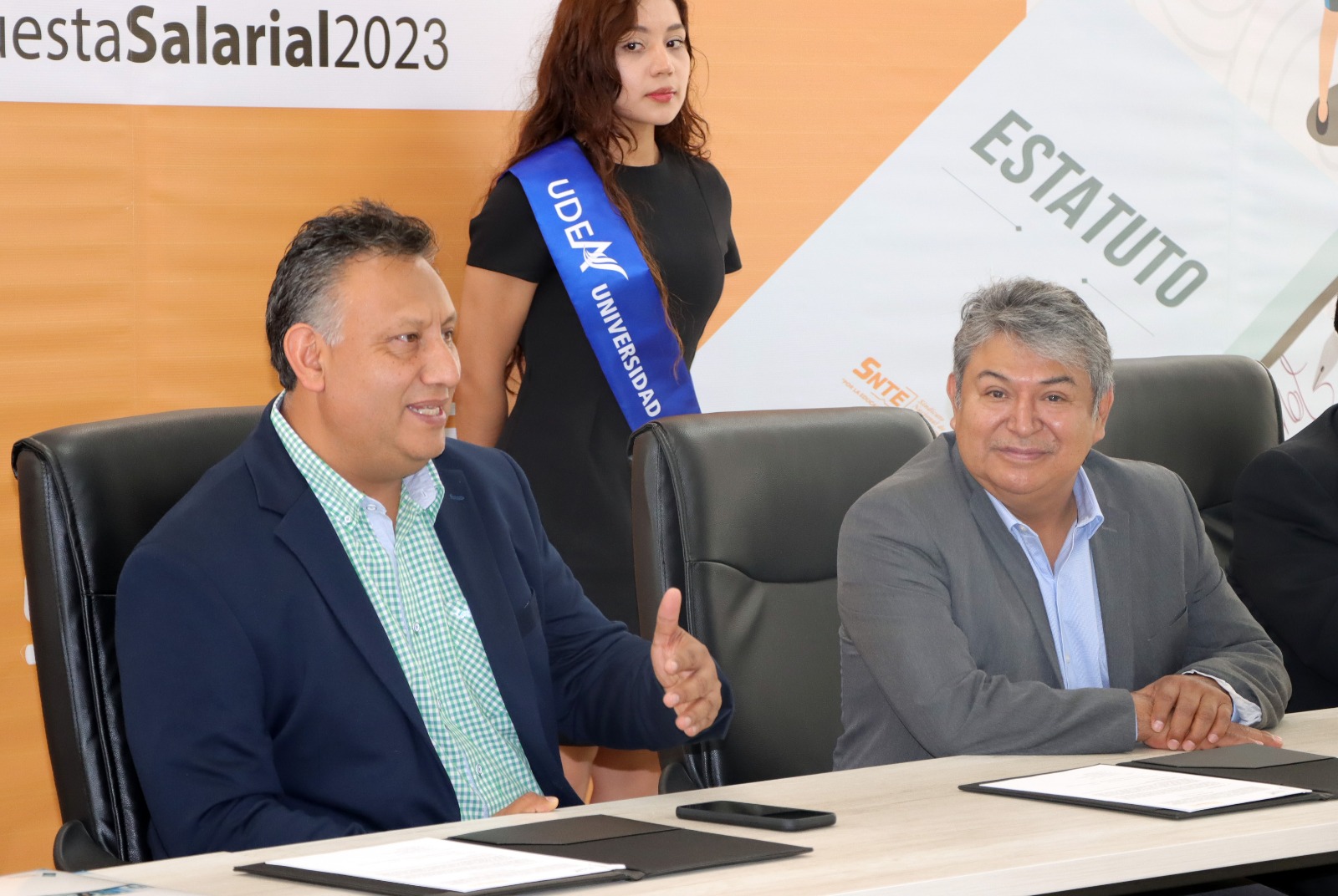 SNTE 51 y Universidad de los Ángeles colaborarán en beneficio de maestros