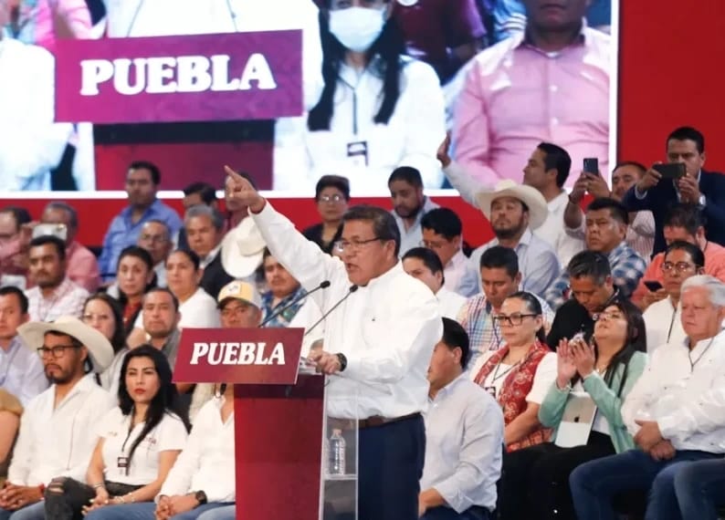 Julio Huerta se aventura por la candidatura de Morena a la gubernatura de Puebla