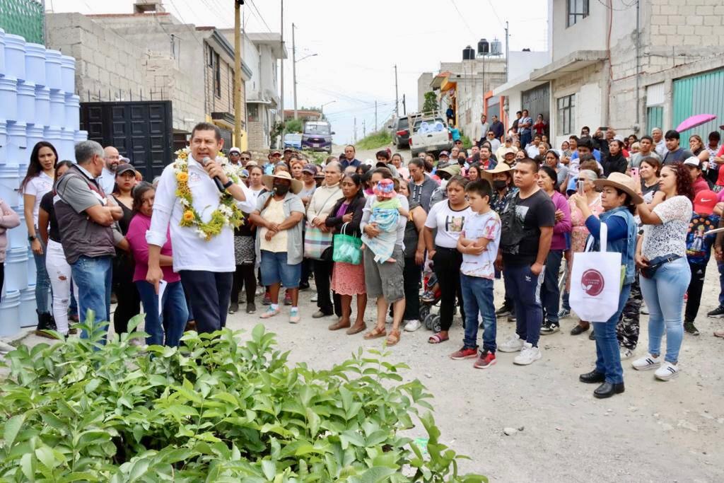 Ante falta de agua, Armenta entrega pipas en El Salvador
