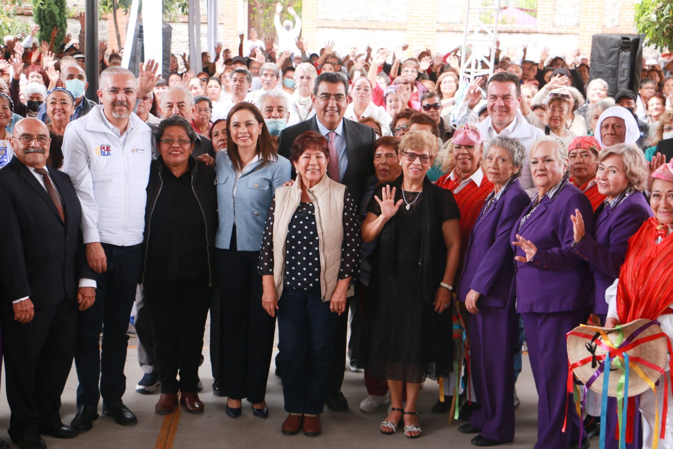 Adultos mayores «pilar y tesoro de la sociedad»: Sergio Salomón.