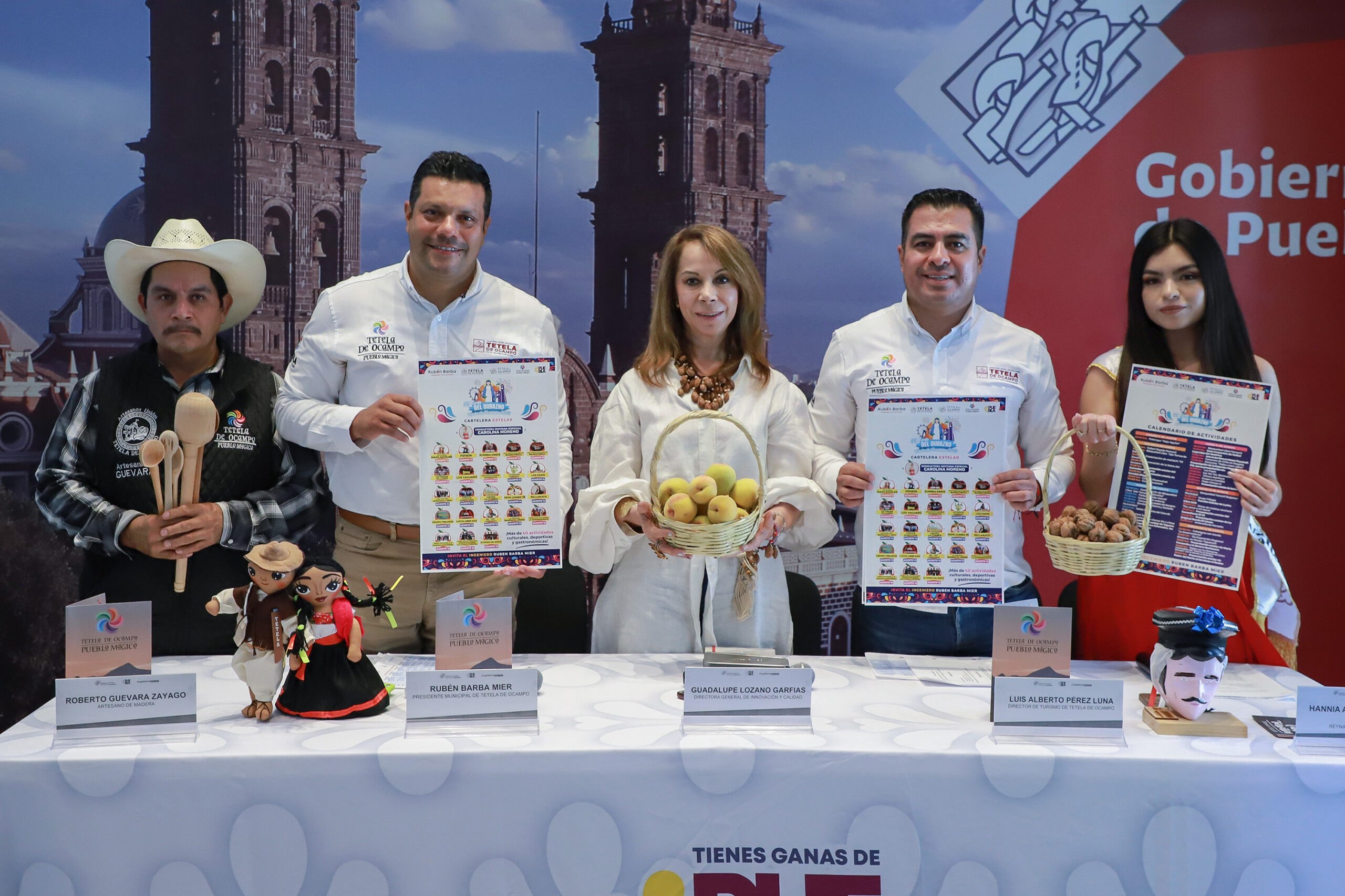 Invita gobierno estatal a vivir en familia la Feria del Durazno de Tetela