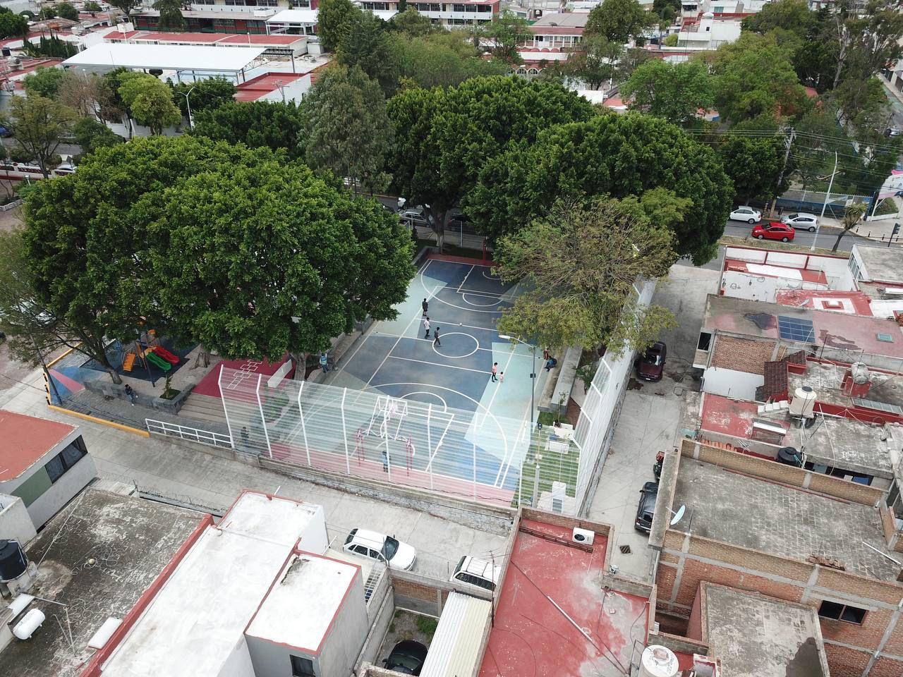 Estrenan cancha deportiva en San Baltazar Campeche