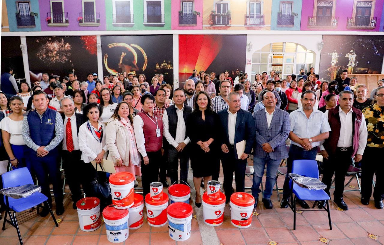 Nueve escuelas de San Andrés fueron beneficiadas con apoyos en especie