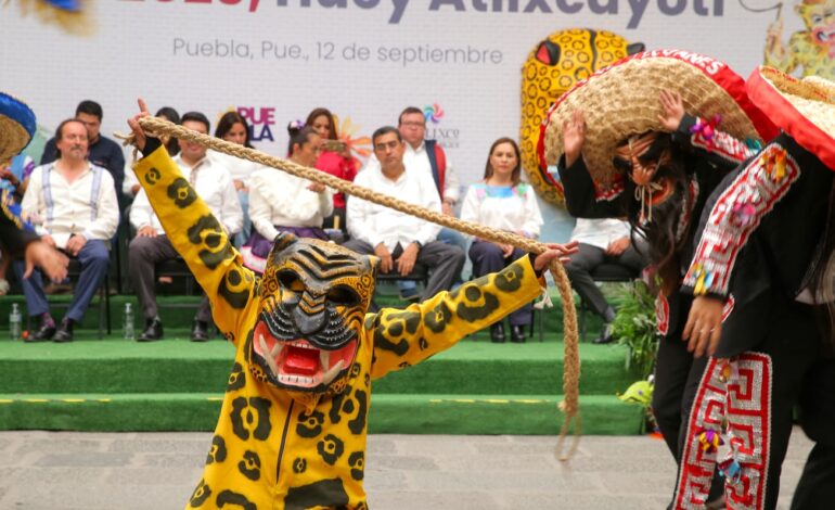 El Festival Huey Atlixcáyotl, a realizarse el 24 de septiembre en el cerro de San Miguel (Atlixco), es una tradición cultural que le genera identidad a Puebla y a México ante el mundo.