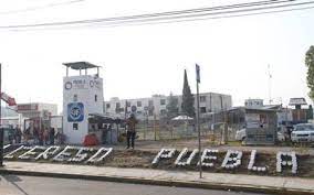 Por los delitos de lesiones calificadas y discriminación se les dictó la medida cautelar de prisión preventiva justificada que cumplirán en el penal de San Miguel.