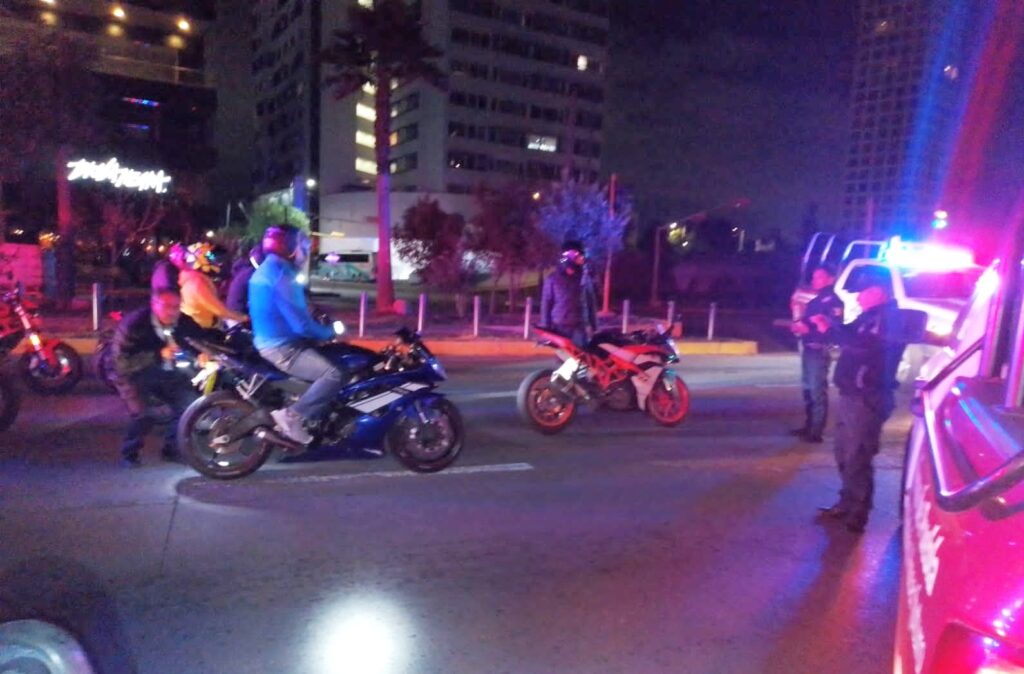 En la Vía Atlixcáyotl fueron infraccionadas siete motocicletas por participar en competencias vehiculares de alta velocidad