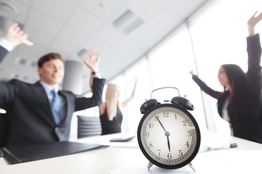 ¿Adiós jornada laboral de 40 horas? en el 2023 podría ser menos.