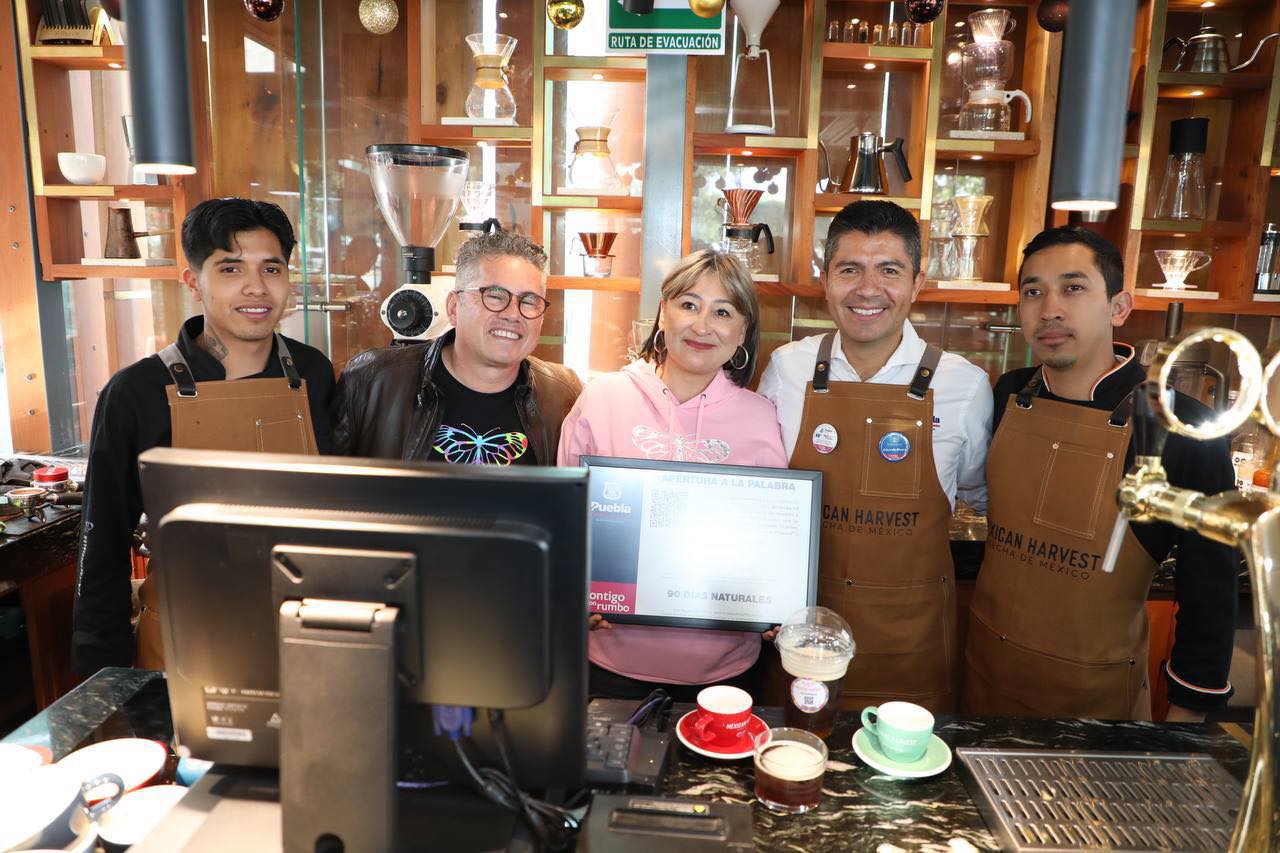 Ya son 1,500 los negocios impulsados por «Apertura a la Palabra» en Puebla Capital