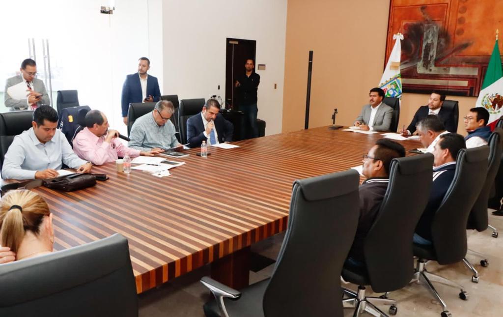 Mediante la Secretaría de Gobernación, la administración estatal llevó a cabo la tercera mesa de trabajo con autoridades municipales de la zona metropolitana.