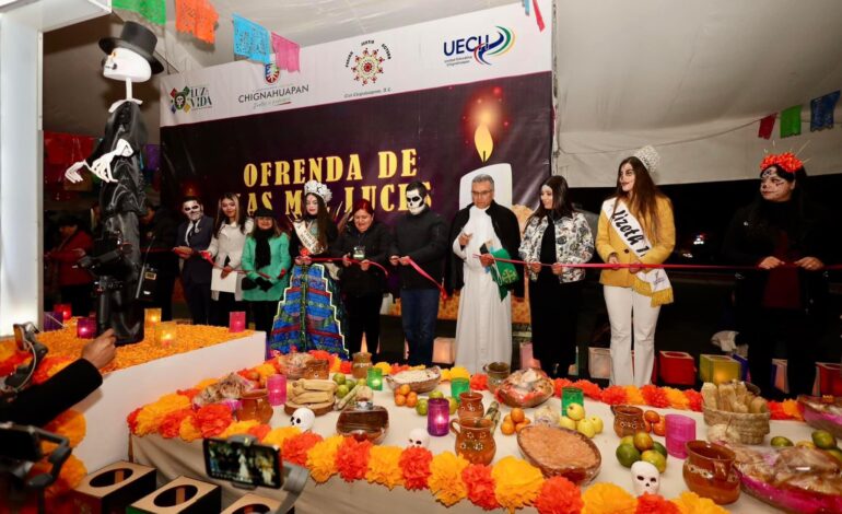 Visitantes y lugareños viven celebraciones de muertos en Chignahuapan