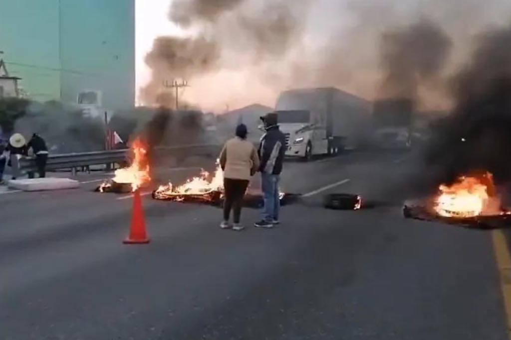 Seis policías heridos y siete detenidos en la trifulca de Santa Ana Xalmimilulco