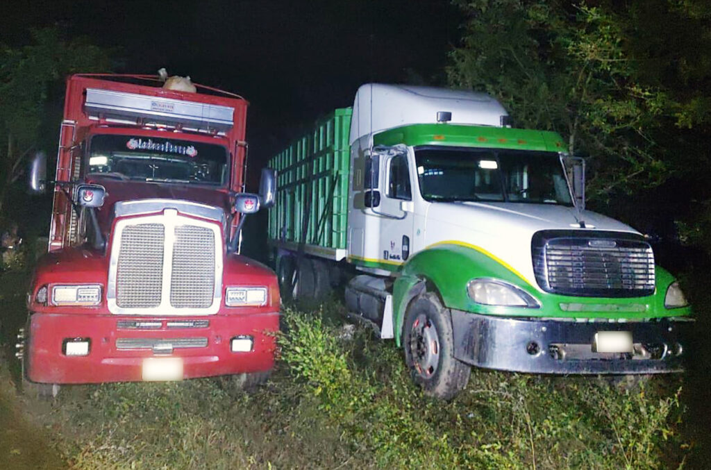 Fueron recuperados 2 mil litros de combustible y se aseguraron dos tractocamiones, contenedores y herramienta.
