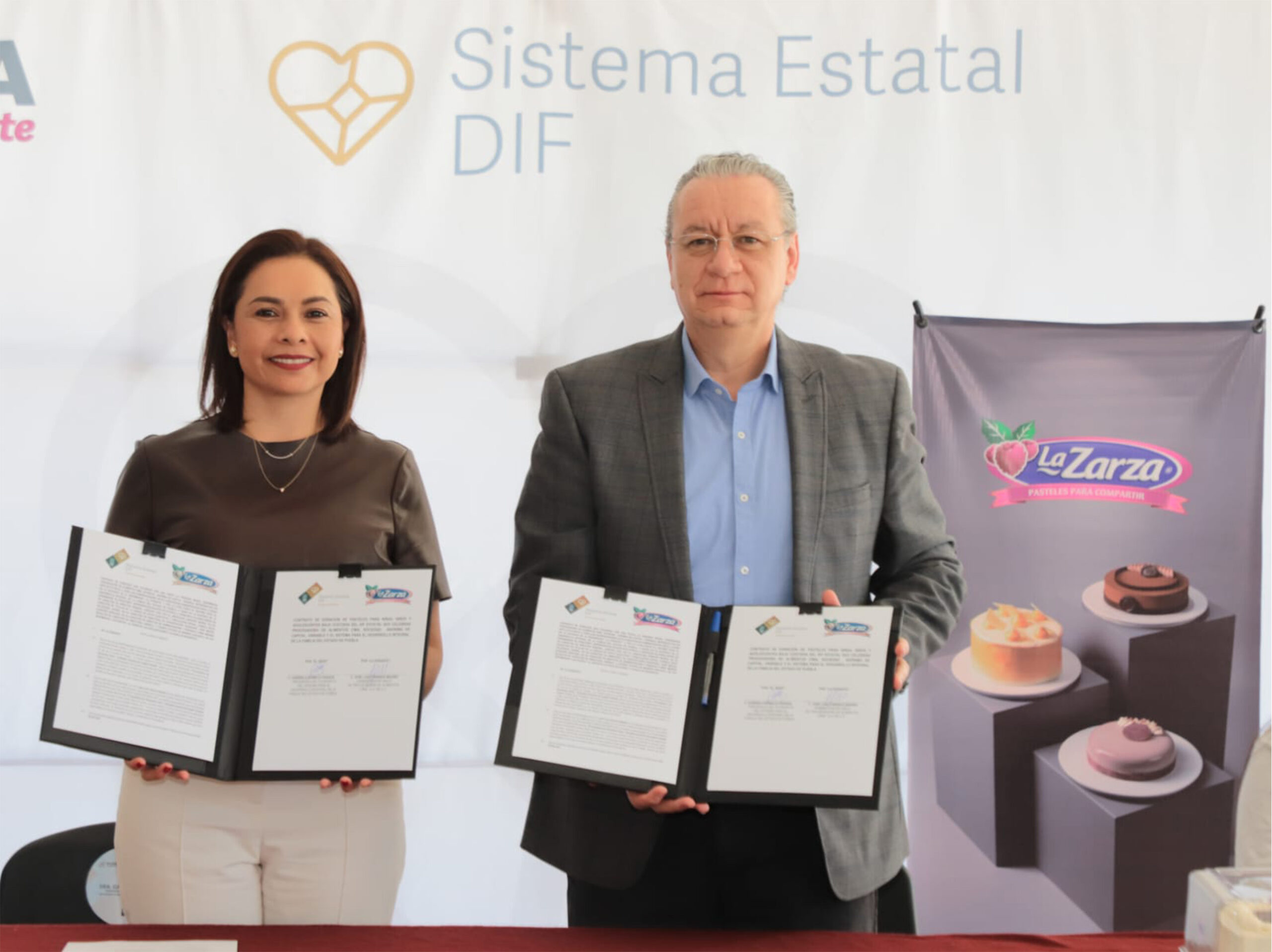 “La Zarza” donará pasteles al SEDIF, una vez al mes para festejar a los infantes