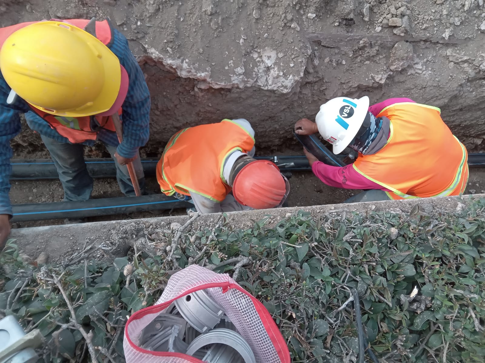 Agua de Puebla instala nueva Línea de Conducción en La Noria 