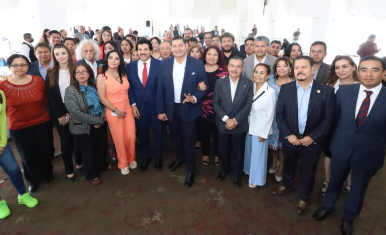 La educación abre las puertas del mercado laboral sostiene Armenta ante la Auiemss