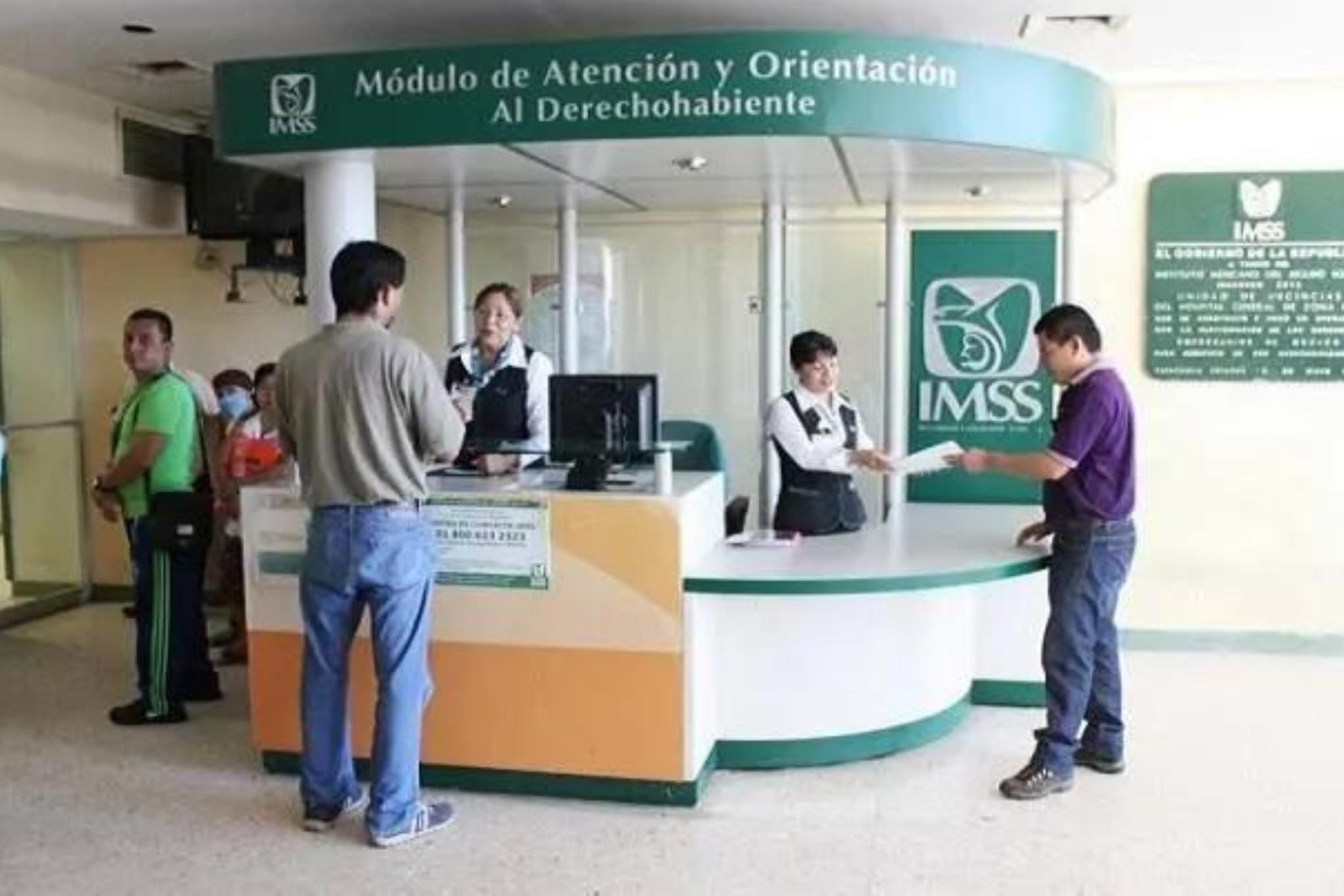 Reconoce IMSS a personal directivo de Atención y Orientación al Derechohabiente