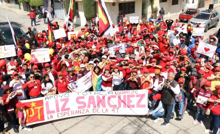 Liz Sánchez estrecha lazos con comerciantes y tianguistas de San Martín Texmelucan