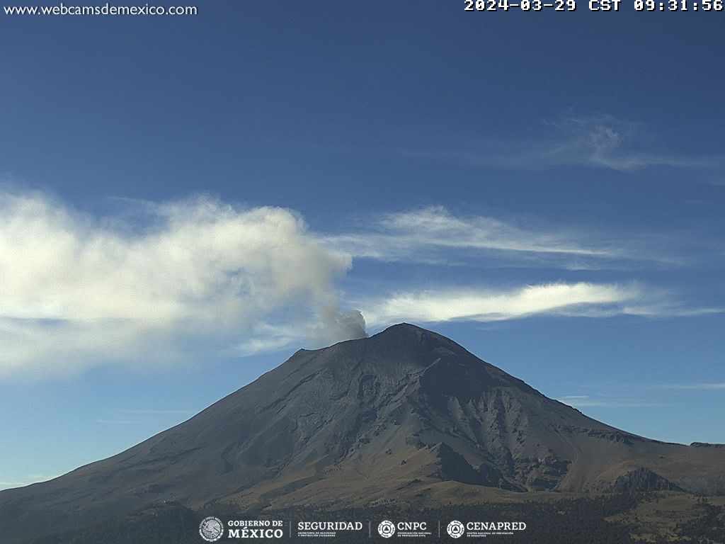 Se registraron 56 exhalaciones y 40 minutos de tremor del Popocatépetl