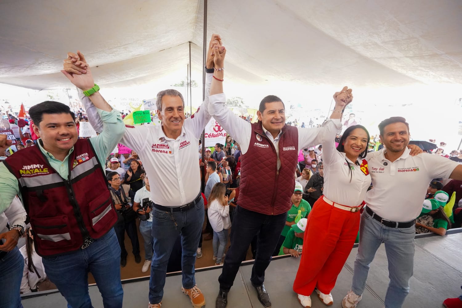 Ofrece Pepe Chedraui llevar servicios municipales a juntas auxiliares de la capital