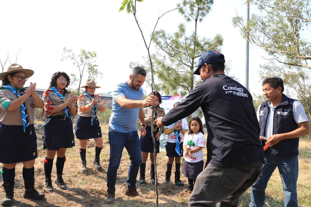 Ayuntamiento de Puebla inicia jornada de reforestación