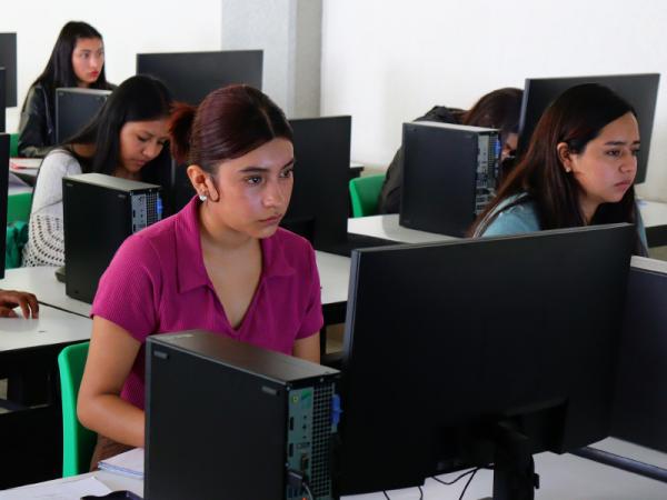 SEP actualiza modelo curricular de universidades e institutos tecnológicos superiores