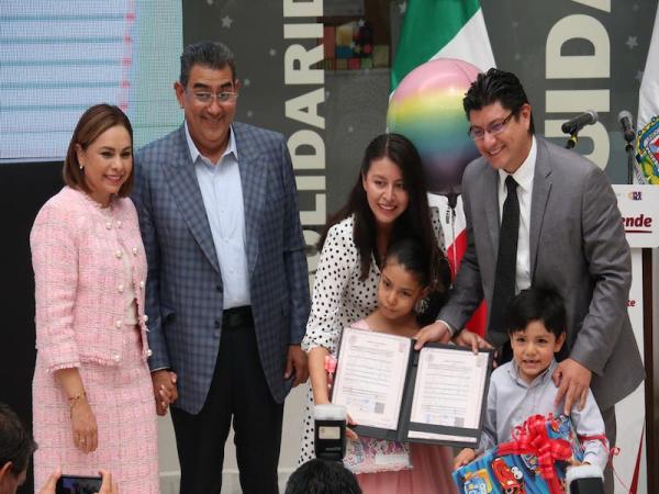 Garantiza SEDIF derecho a vivir en familia mediante procesos adoptivos