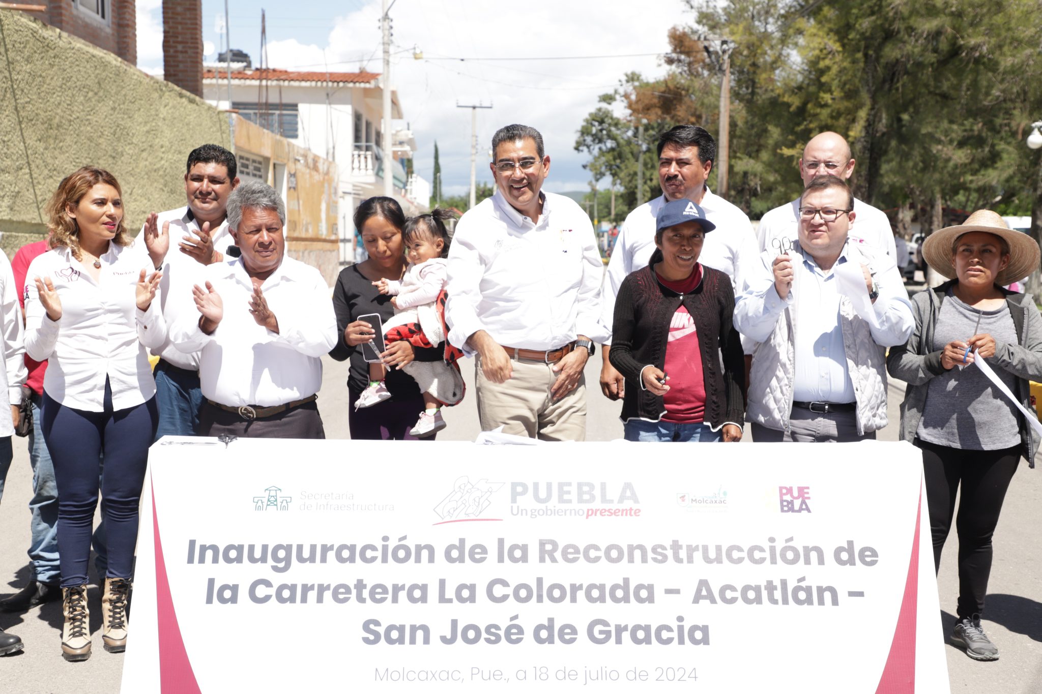 Beneficia gobierno de Puebla a municipios con programas reales y transparentes
