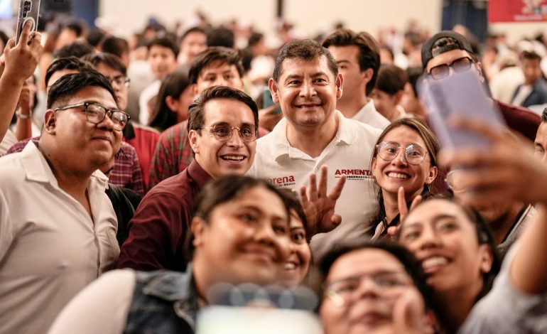 Asegurado el acceso a la educación para las y los jóvenes de Puebla: Armenta