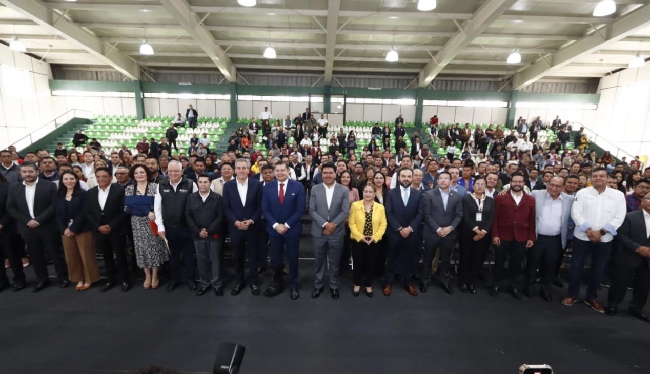 Con capacitación, SEGOB fortalece habilidades para transiciones municipales con legalidad