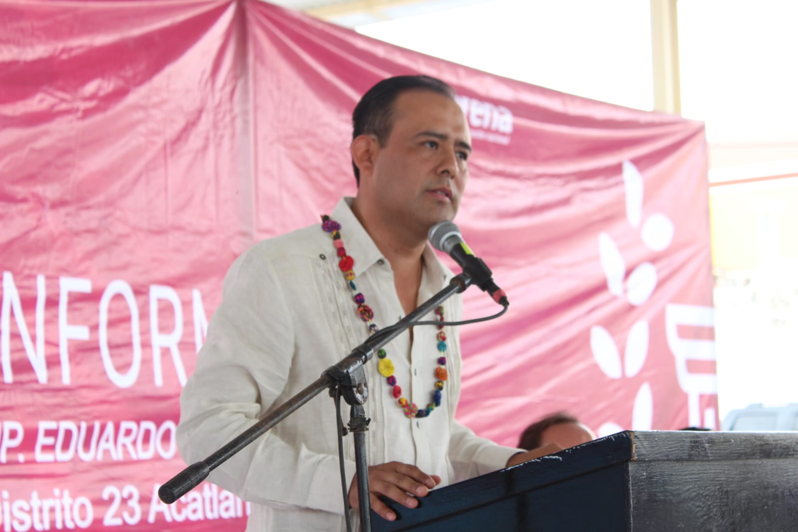 Eduardo Castillo rinde informe legislativo y llama a trabajar por la Mixteca