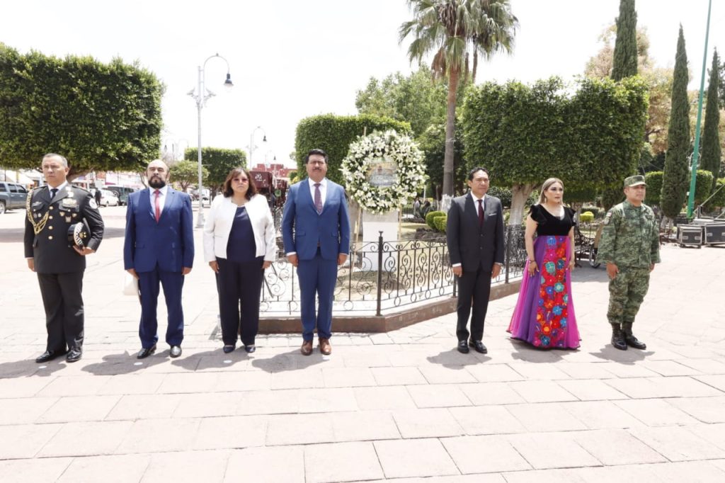 En representación del gobernador Sergio Salomón, el secretario de Gobernación, Javier Aquino Limón asistió a la 5ª Sesión Solemne de la instauración de la “Villa Segura de la Frontera”