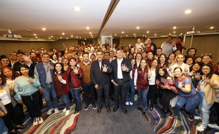 Puebla, Salomón y Armenta presentes en el VII Congreso Nacional Extraordinario de Morena