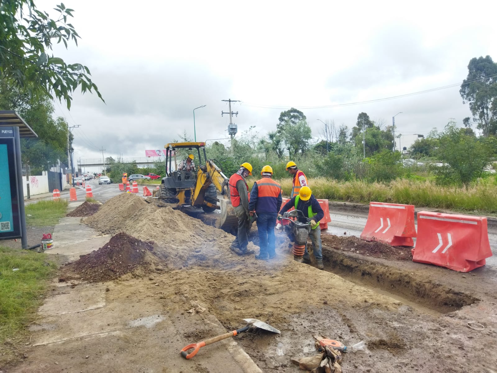 Agua de Puebla construye nuevo colector y red pluvialen la zona de Chapulco