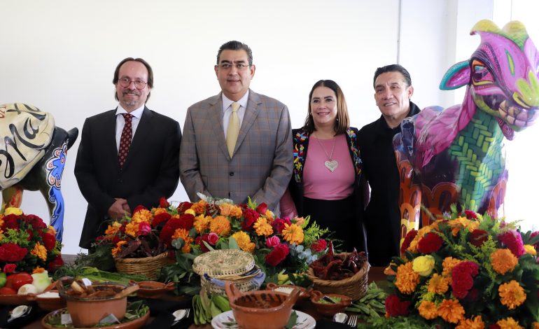 Nascar y Mole de Caderas, oferta turística de octubre en Puebla