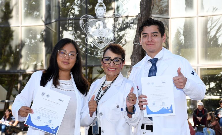 Pasantes de Medicina BUAP destacan en Encuentro Internacional de Simulación Clínica