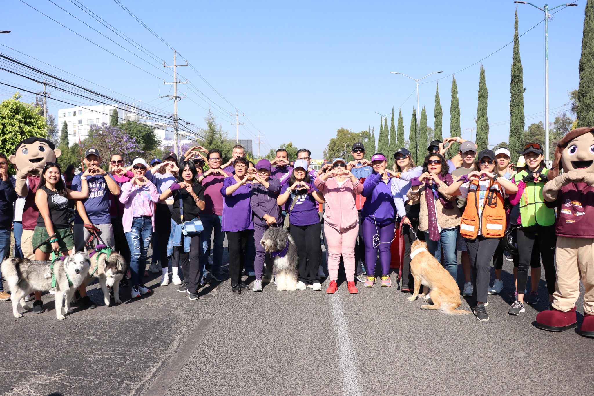 Vía Recreativa Violeta reúne a miles en favor de la igualdad