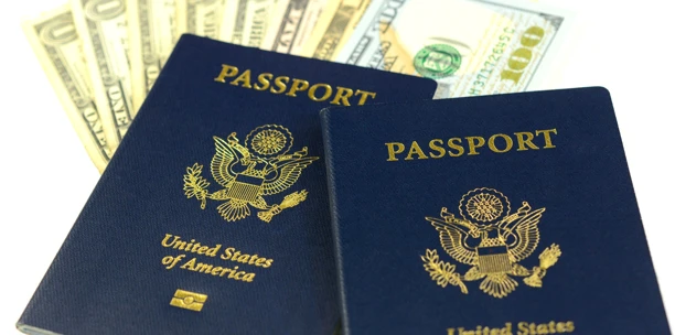 Trump da ultimátum a más de 500 mil migrantes: tienen hasta el 24 de abril para “autodeportarse”