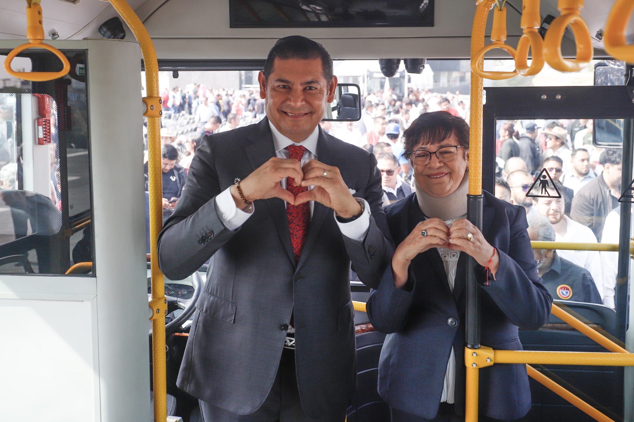 Puebla refuerza la modernización del transporte y combate la corrupción