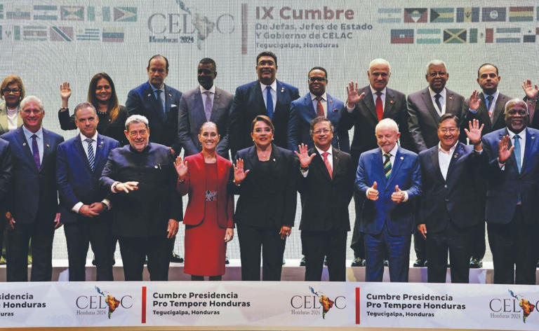 Mandatarios llaman a la unidad en la cumbre de la Celac, encabezados por Sheinbaum
