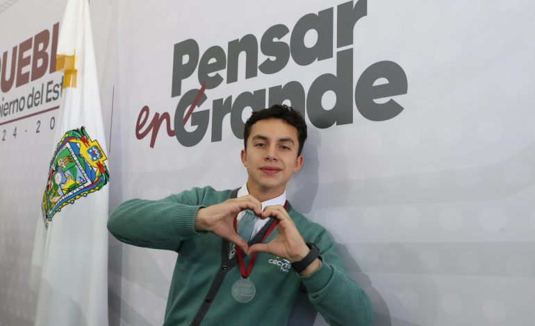 Estudiantes poblanos destacan en el Festival Académico Nacional 2025