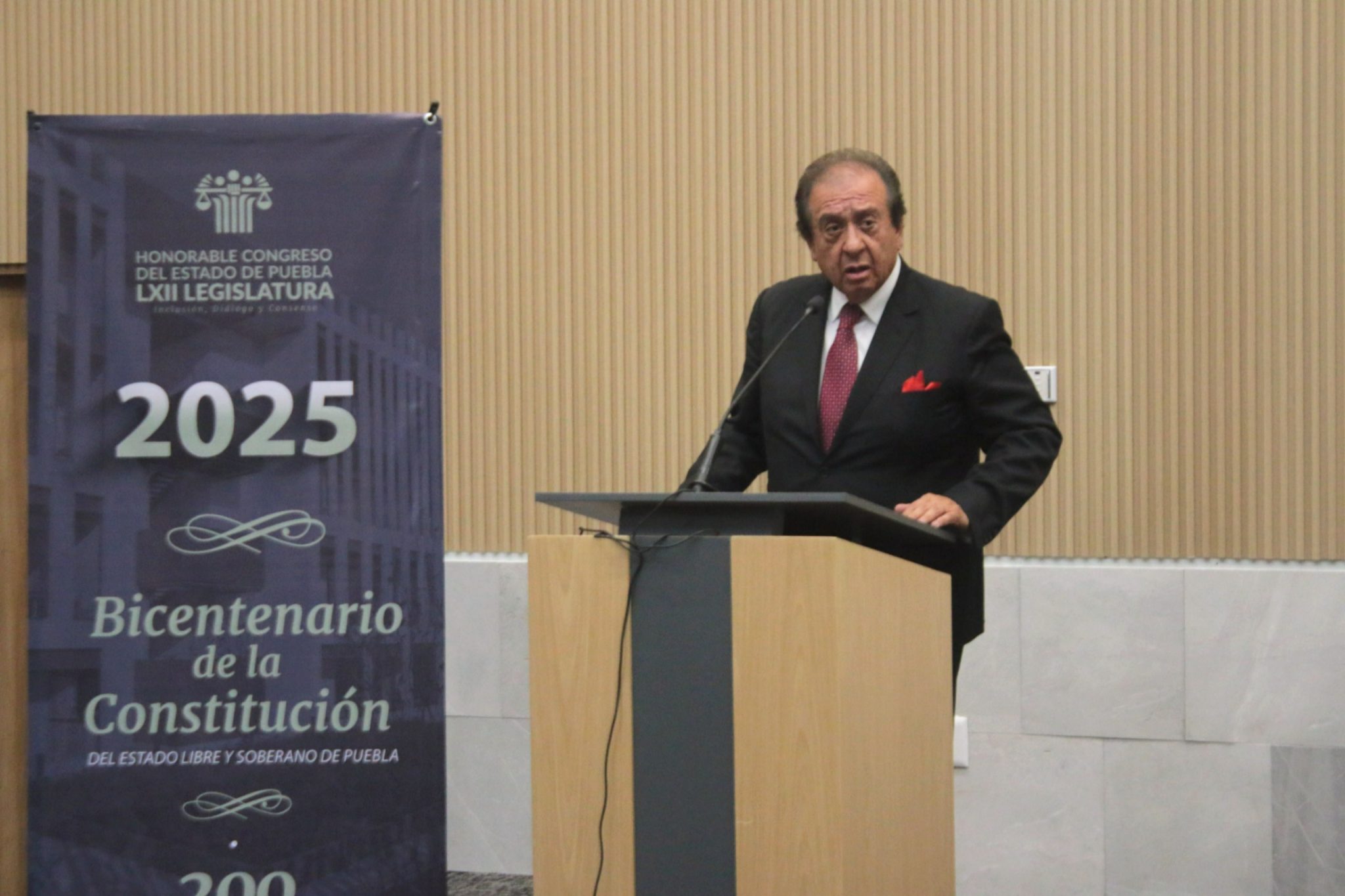 Inicia Congreso ciclo de conferencias por el Bicentenario de la Constitución de Puebla