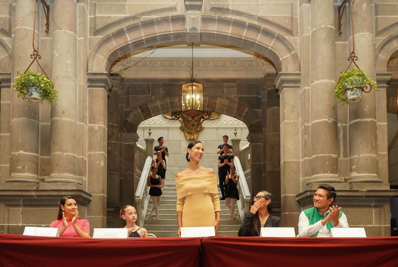 Invita Ayuntamiento de Puebla a disfrutar la gala internacional “Elisa y Amigos”