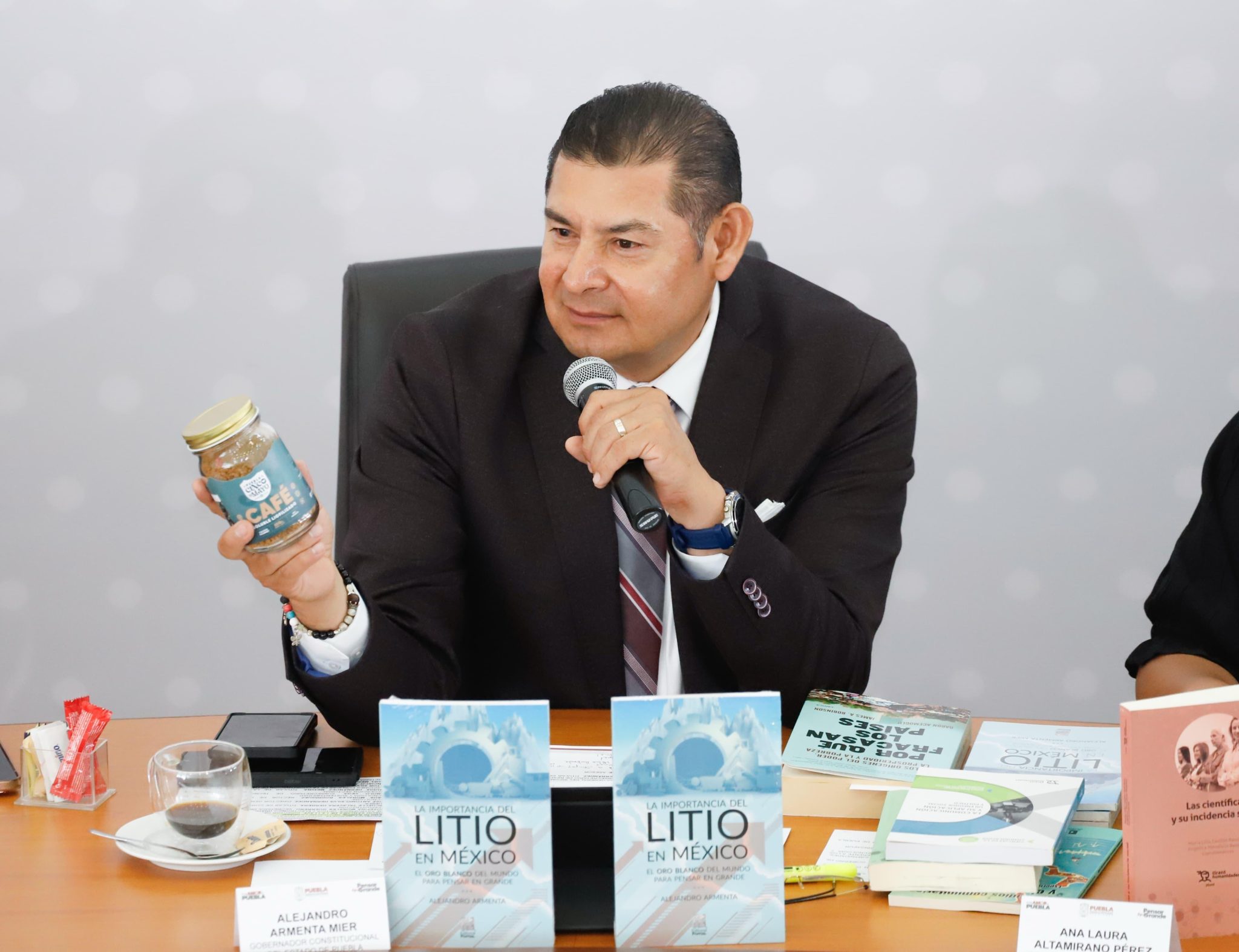Puebla fortalece el campo con ciencia e innovación a través de los CIITRA: Armenta