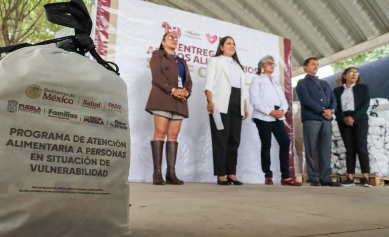 Entregan más de 1,700 despensas a familias vulnerables en San Pedro Cholula