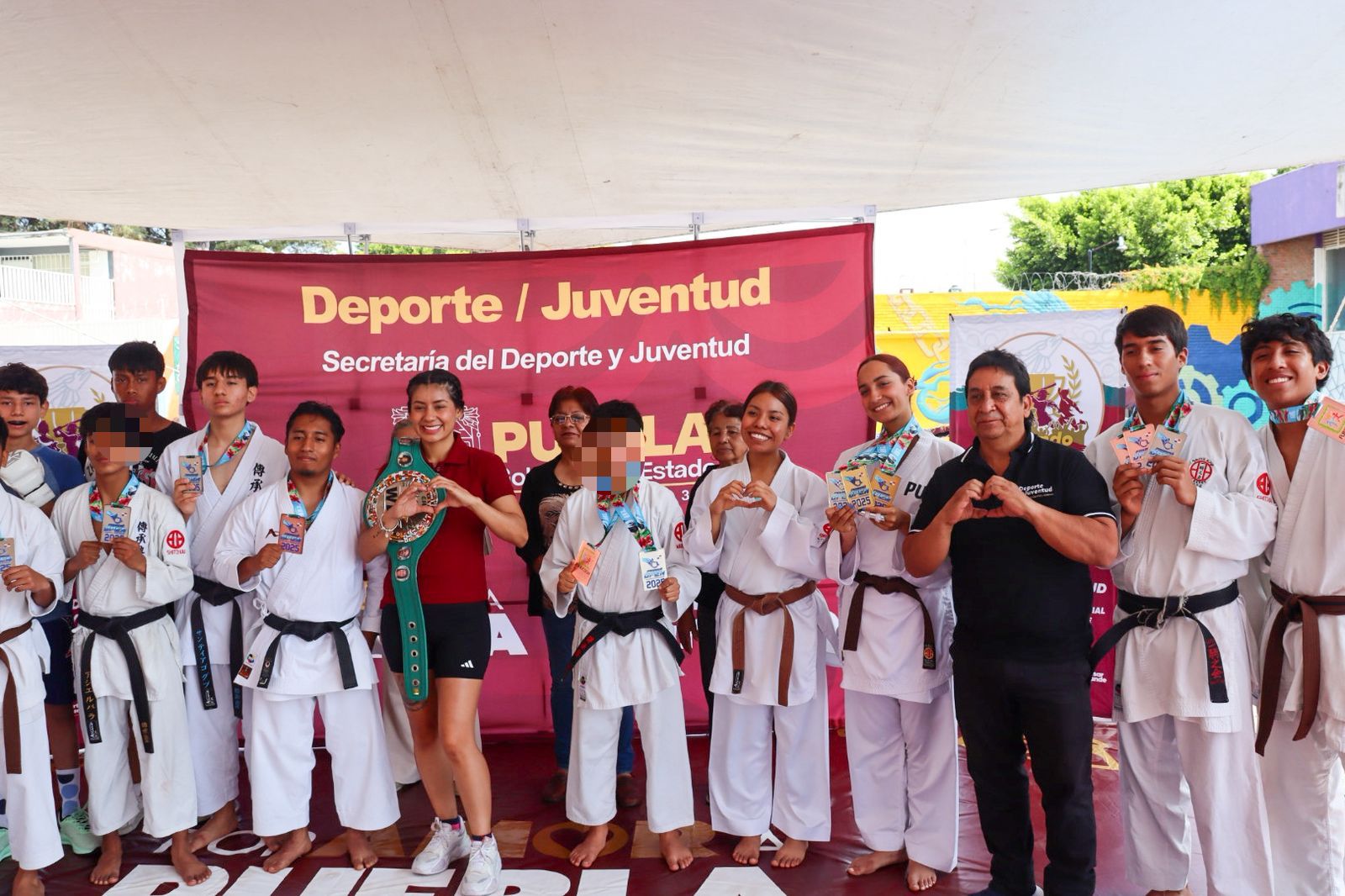 Gaby «La Bonita» Sánchez promueve deporte y cultura con el programa Tejiendo Paz en Loma Bella