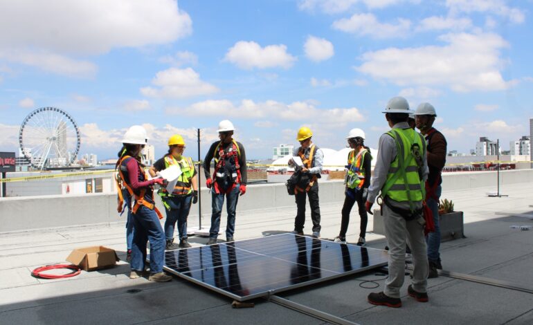 Más de 380 especialistas ya forman parte de la revolución solar poblana