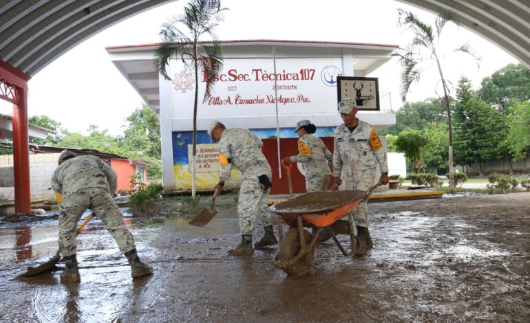 SEP refuerza atención a la comunidad educativa de la Sierra Norte