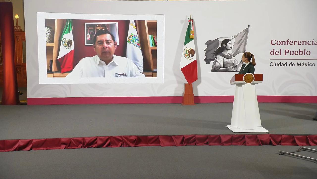 Avanza la recuperación en la Sierra Norte: operan 122 máquinas y solo 13 comunidades siguen incomunicadas